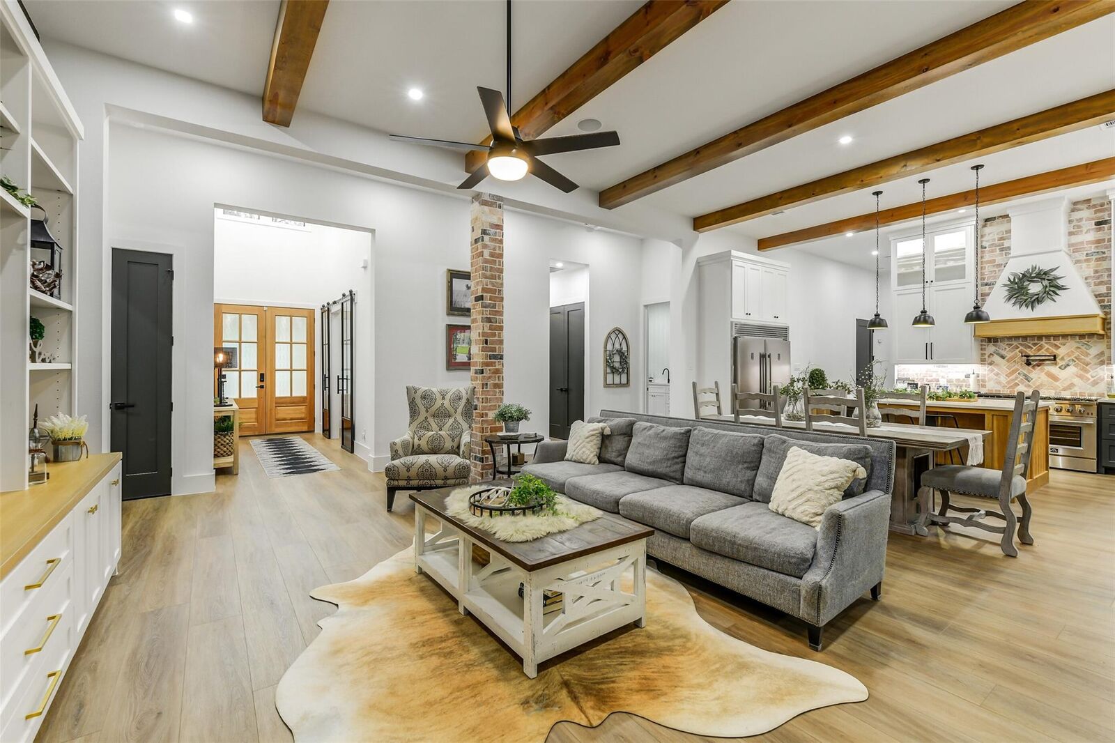 Property Photo:  13142 Royal Hill Court  TX 77316 