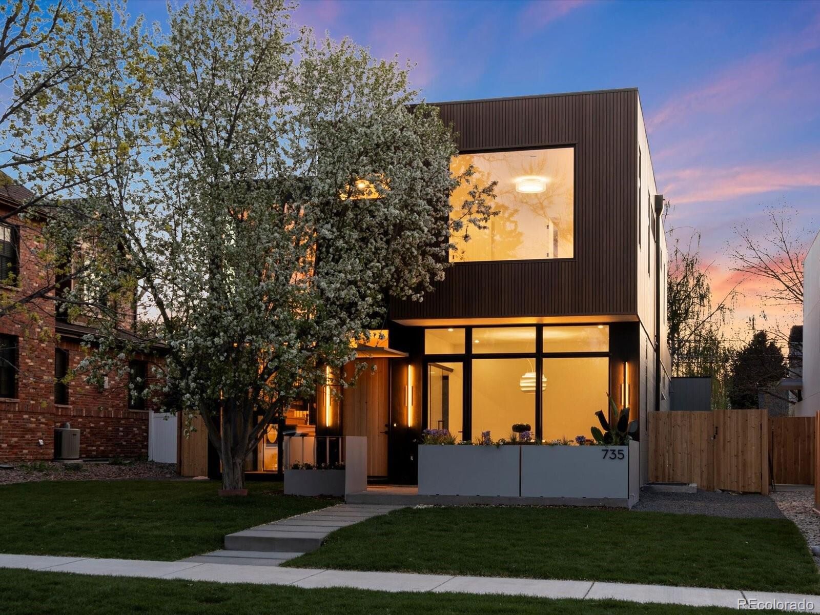 Property Photo: 735 S Elizabeth St CO 80209