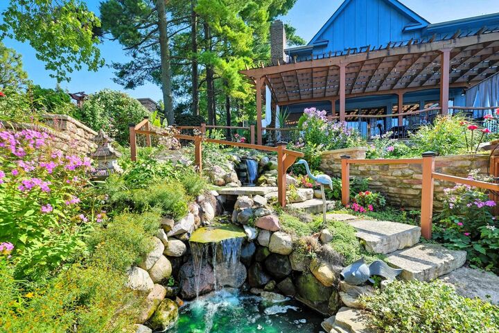 Property Photo:  769 River Pointe Place  IN 46544 