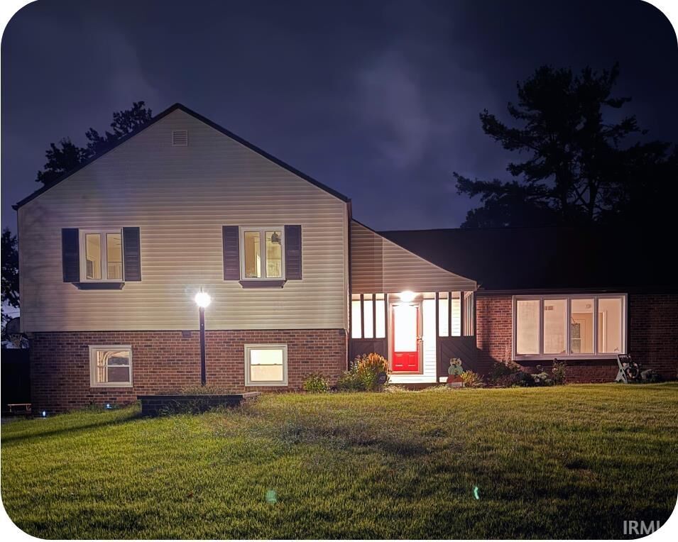 Property Photo:  7844 Meadow Lane  IN 47630 