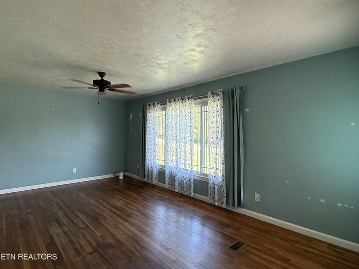 Property Photo:  208 Scott Lane  TN 37763 