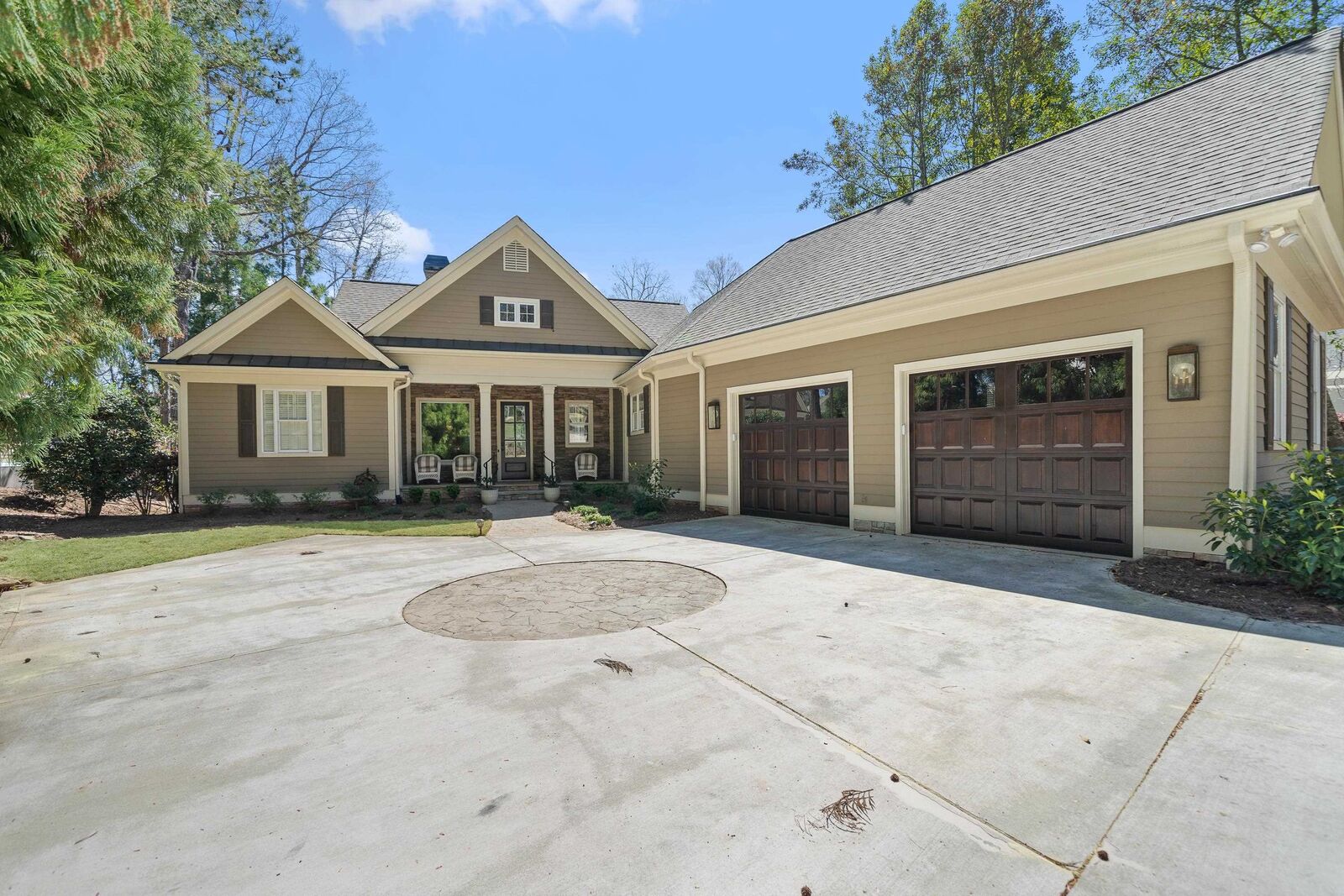 Property Photo:  1120 Plantation Point Drive  GA 30642 