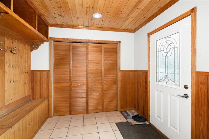 Property Photo:  645 Stanley Rd  MN 55616 