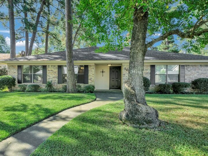 Property Photo: 1005 Skeetwood TX 74904