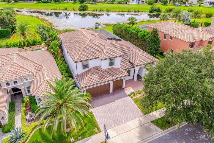 9833 Hatton Circle  Orlando FL 32832 photo