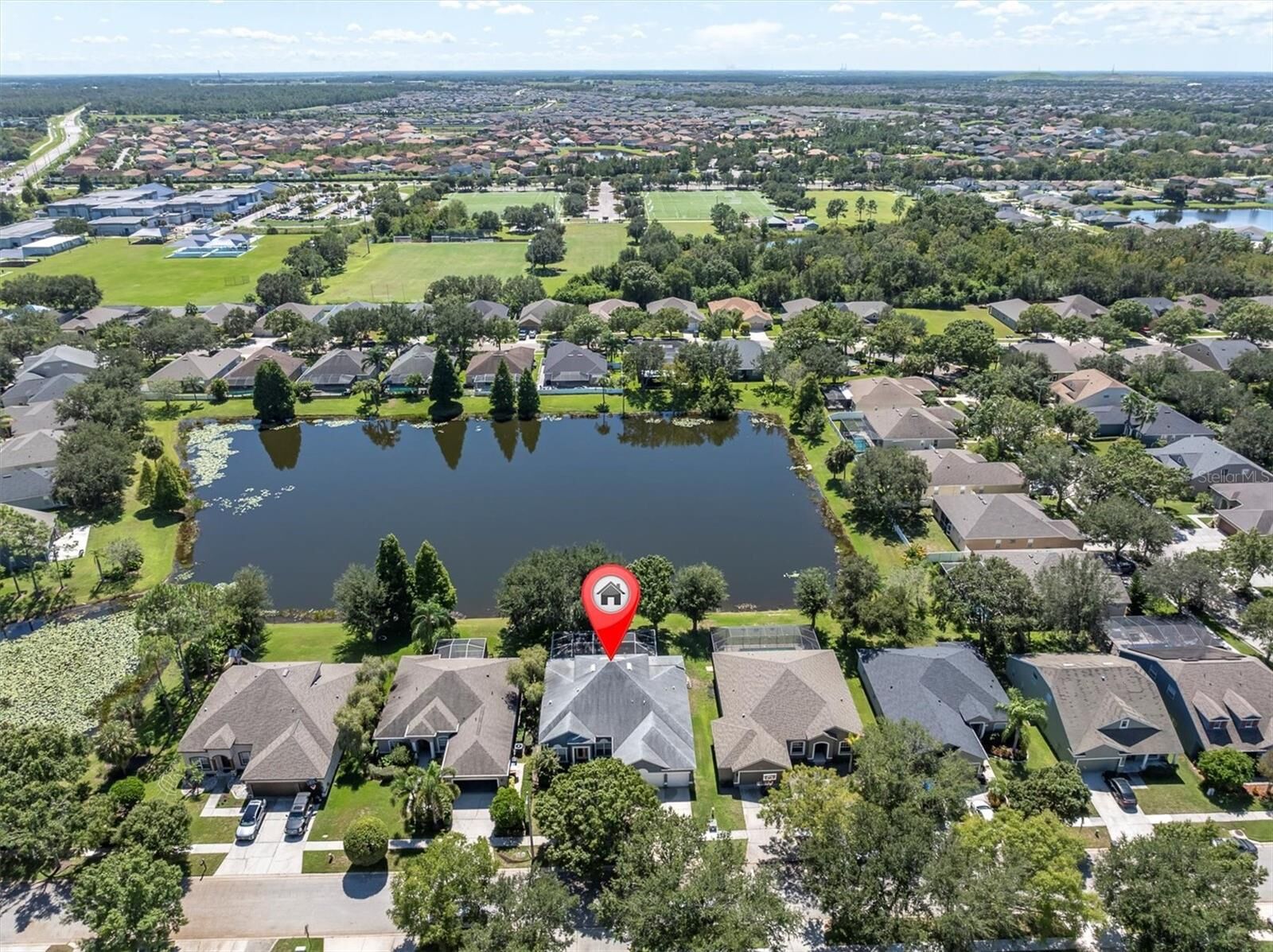 Property Photo:  12813 Cattail Shore Lane  FL 33579 