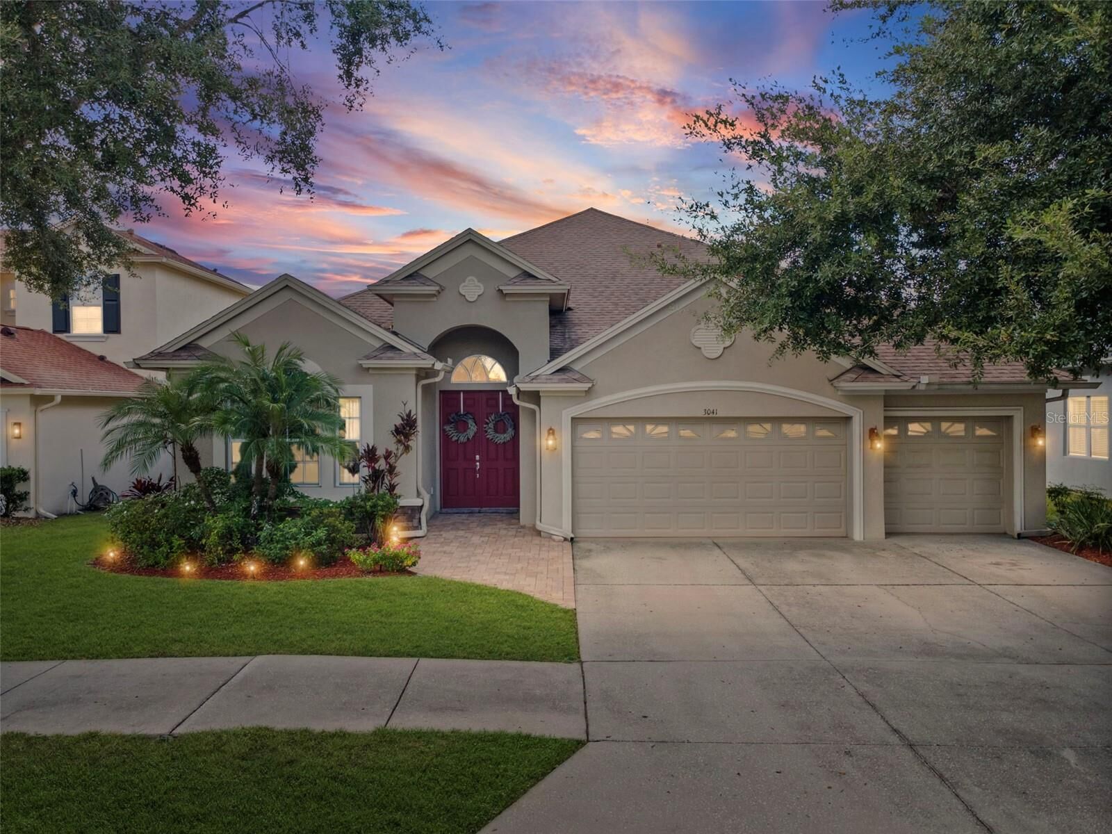 Property Photo:  3041 Stonegate Falls Drive  FL 34638 