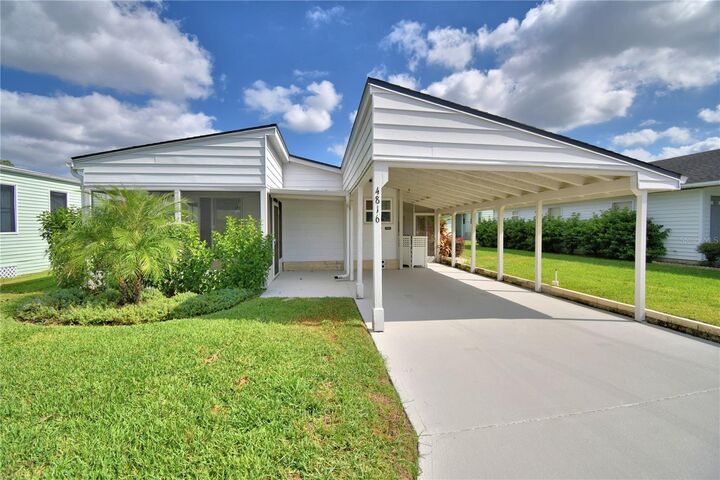Property Photo: 4816 Goldenview Lane FL 33811
