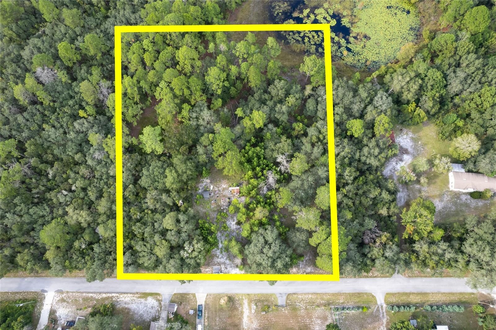 Property Photo:  31615 Pinecrest Road  FL 32736 