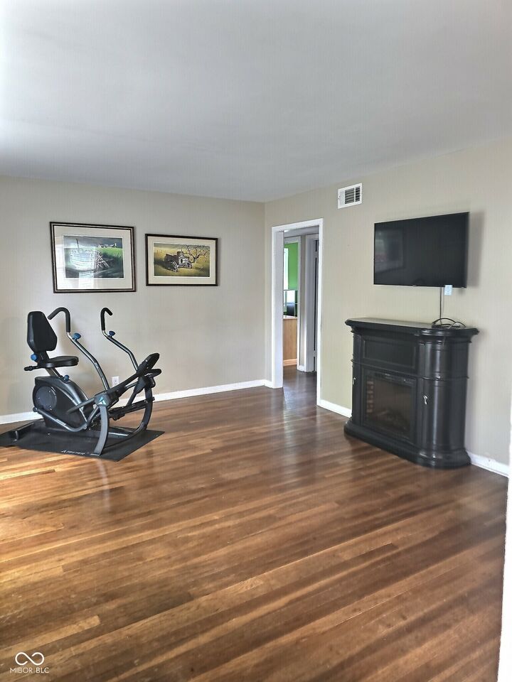 Property Photo:  1318 Pennsylvania Street  IN 47201 