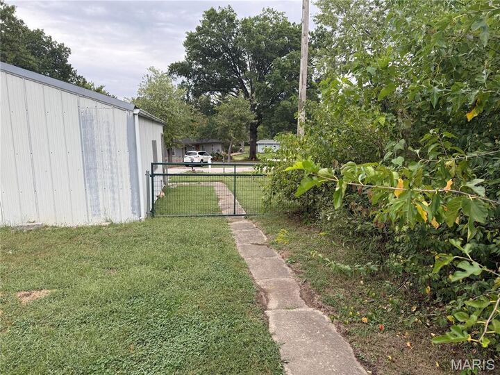 Property Photo: 279 Oakborough Drive MO 63367