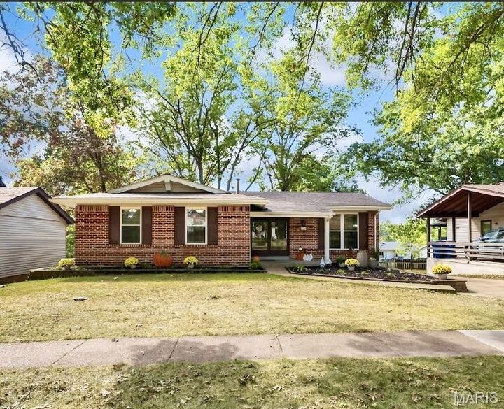 Property Photo:  818 Reinke Road  MO 63021 