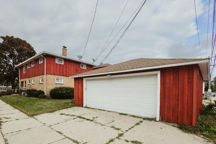 Property Photo: 8931 W Congress St 8933 WI 53225