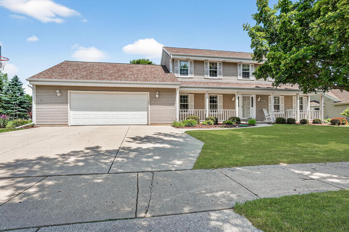 N104w6262 Susan Ln  Cedarburg WI 53012 photo