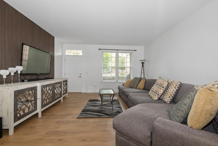 Property Photo:  8120 Concord Lane H  IL 60458 