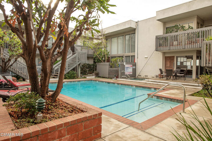 5300 Fairview Boulevard 25  Los Angeles CA 90056 photo