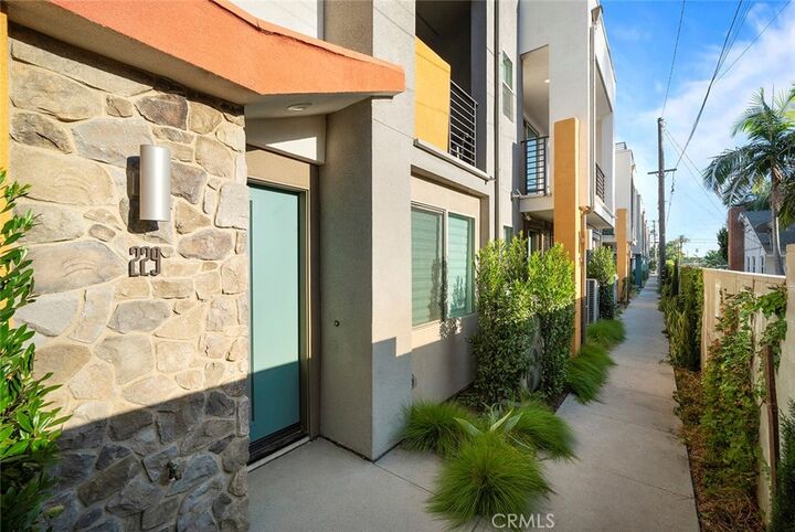 229 Scratch Rd  Covina CA 91722 photo