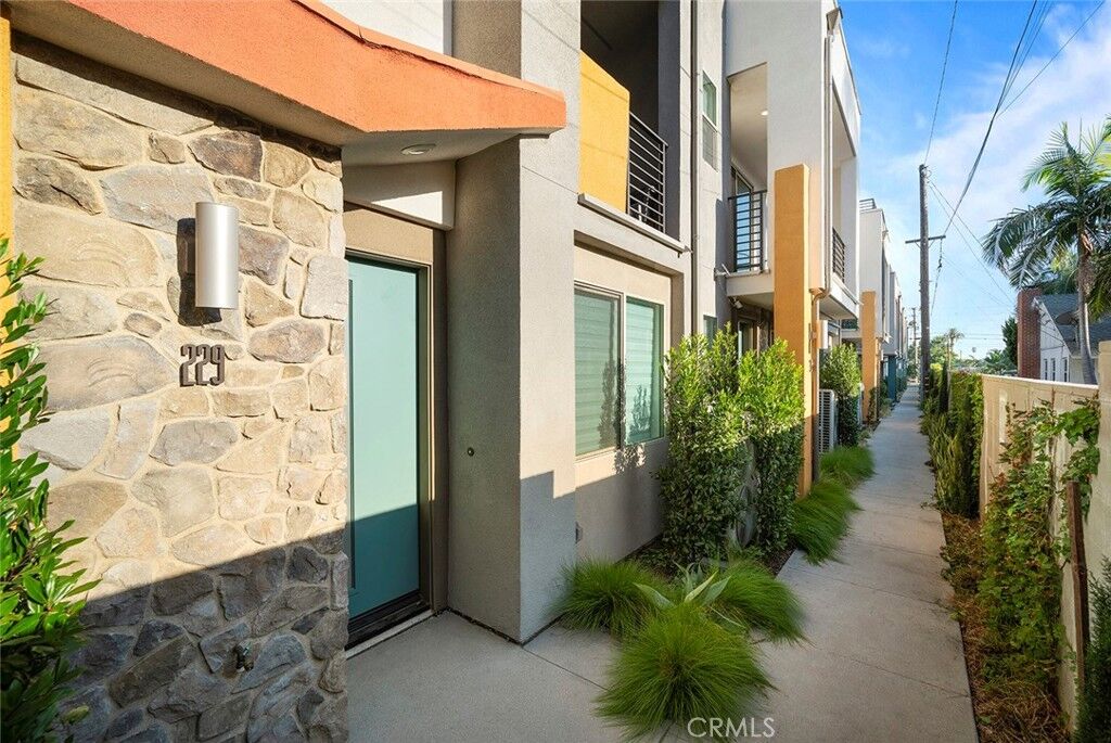 Property Photo:  229 Scratch Rd  CA 91722 