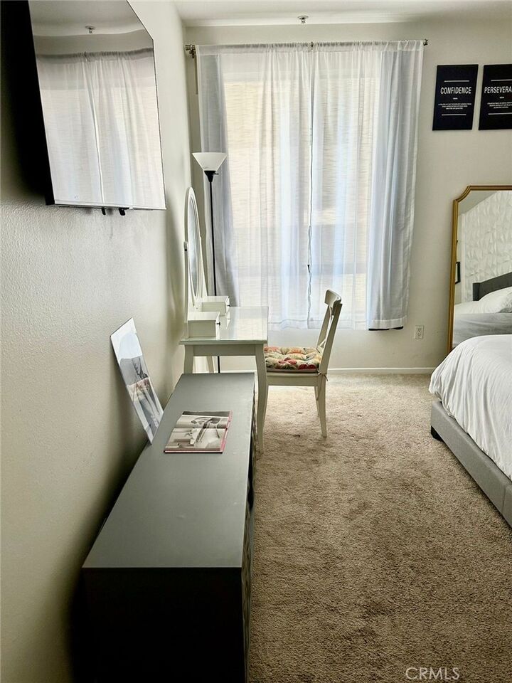 Property Photo:  7070 Hawthorn Avenue  CA 90028 