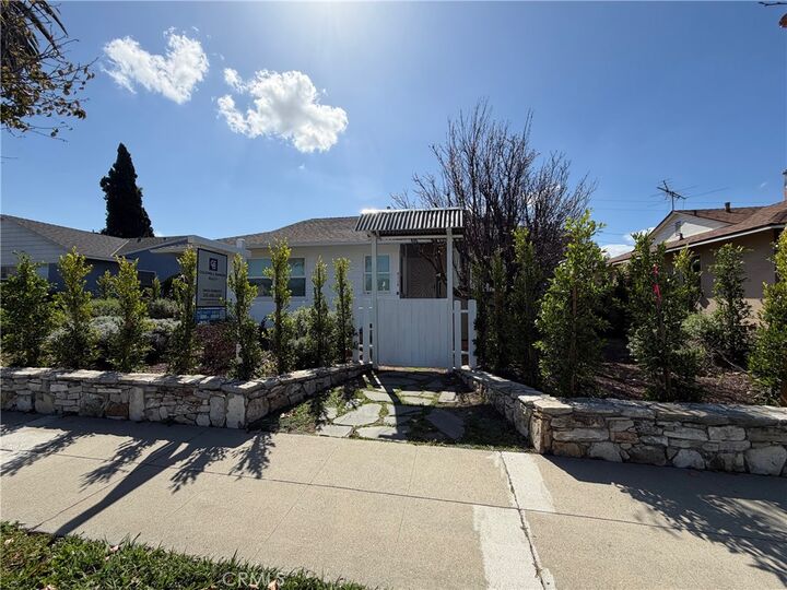 Property Photo:  4114 Artesia Boulevard  CA 90504 