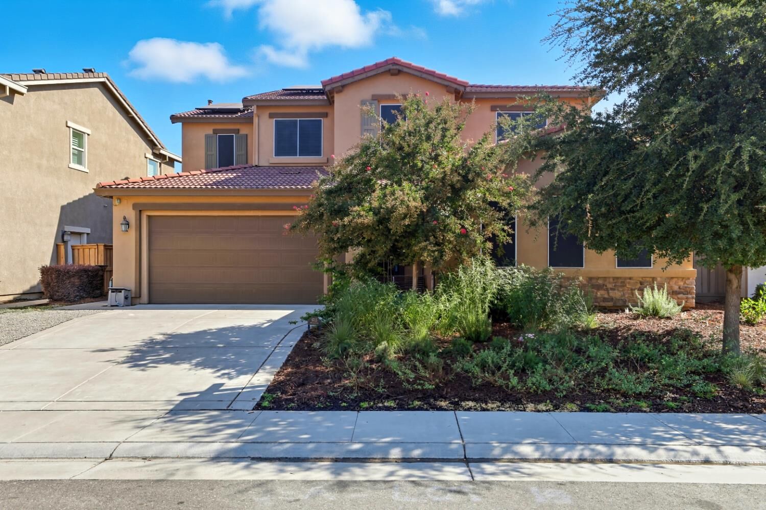 Property Photo:  9713 Allen Ranch Way  CA 95757 