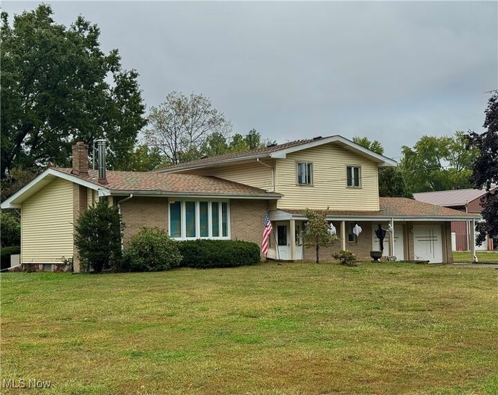 Property Photo: 357 Warren Avenue OH 44473