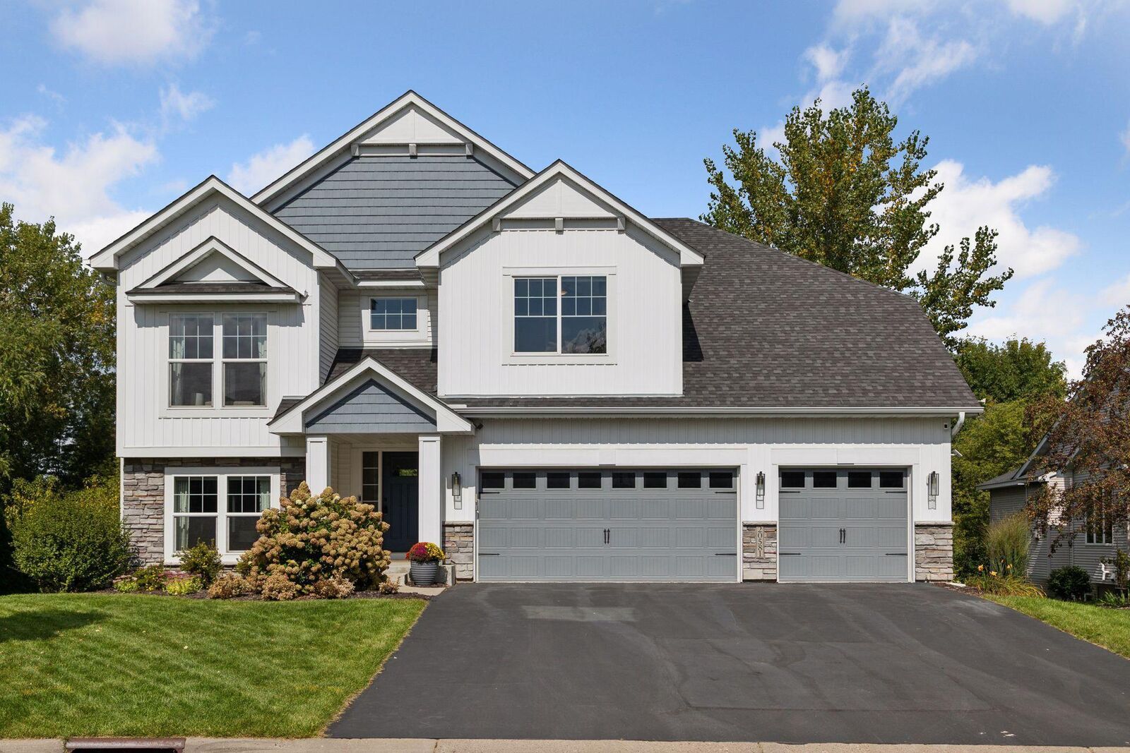 Property Photo:  20581 Kaiser Way  MN 55044 