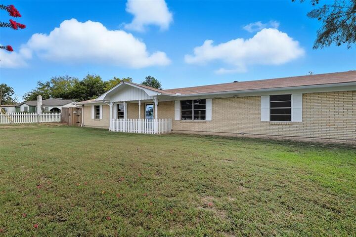 Property Photo: 3649 County Road 1125 TX 75704