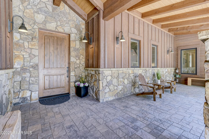 Property Photo:  1145 S High Valley Ranch Road  AZ 86303 