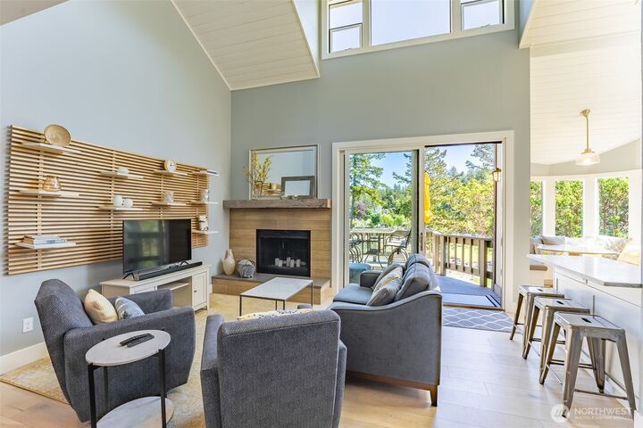 Property Photo: 98 Armadale Road 209 WA 98250