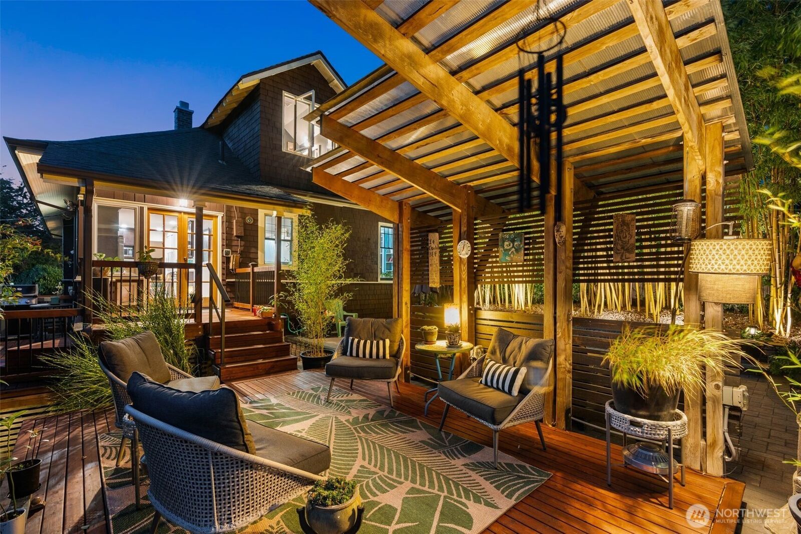 Property Photo: 1743 S Angeline WA 98108