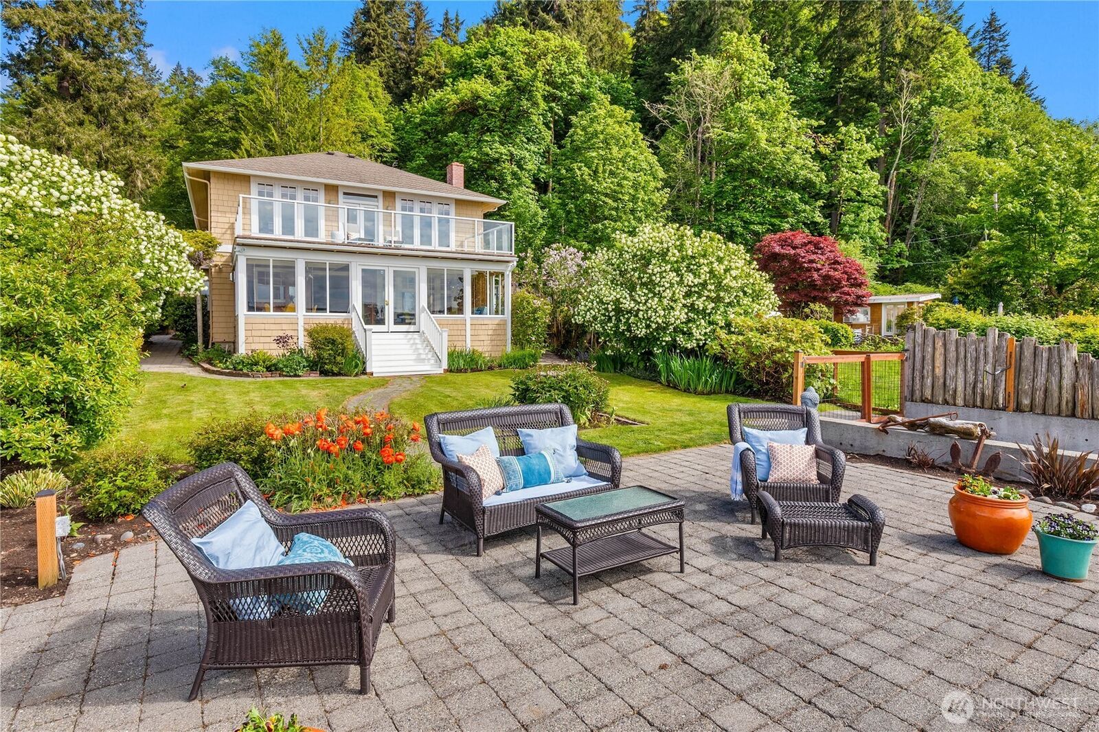 Property Photo:  14010 SW Bates Rd.  WA 98070 