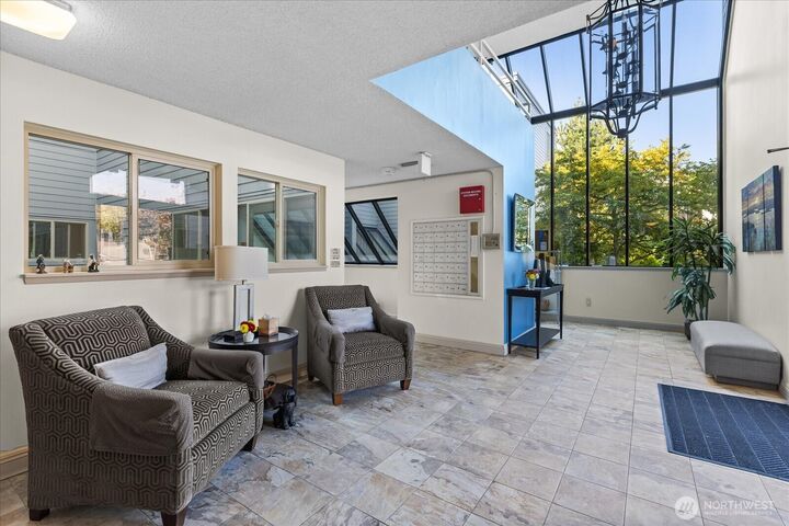 Property Photo:  200  James Street 208  WA 98020 