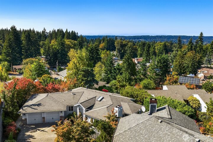 Property Photo: 14933 73rd Avenue NE WA 98028