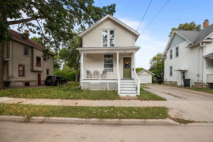 312 W Melvin Avenue  Oshkosh WI 54901 photo
