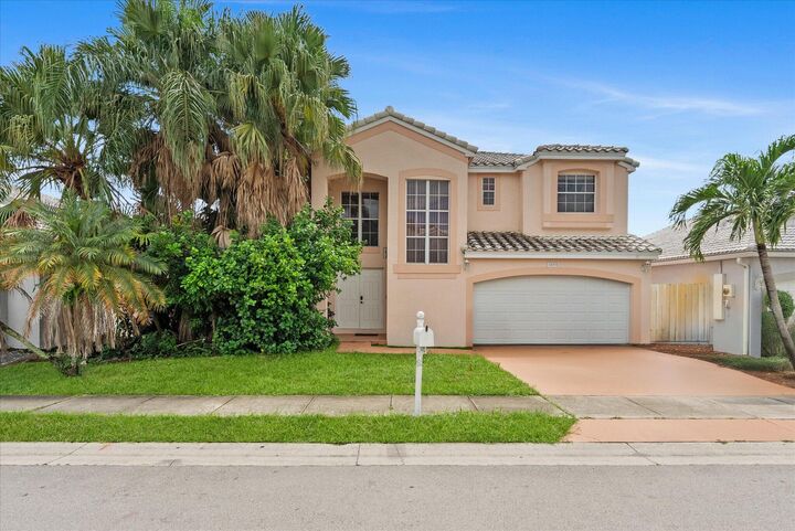 Property Photo: 10372 SW 9th Lane FL 33025