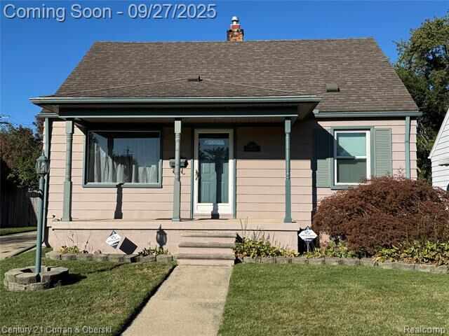 Property Photo: 4208 Grindley Park Avenue MI 48125