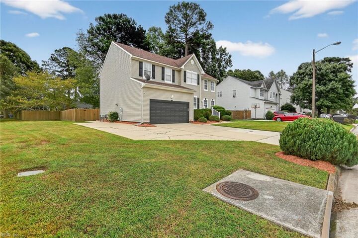 Property Photo: 2701 River Oaks Dr VA 23321