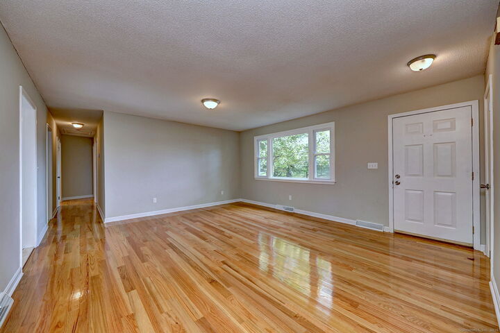 Property Photo:  1145 Sherman Avenue  CT 06514 