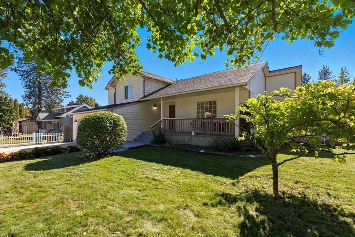 Property Photo:  3316 E 35th Ave  WA 99223 