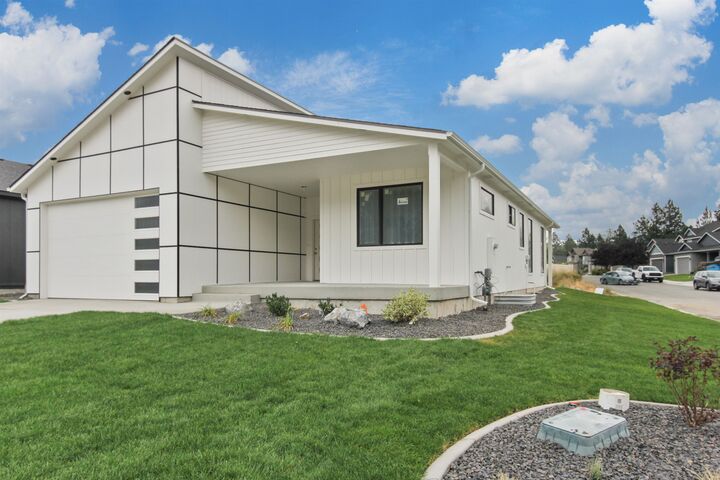 Property Photo:  3339 S Morrill Ln  WA 99223 