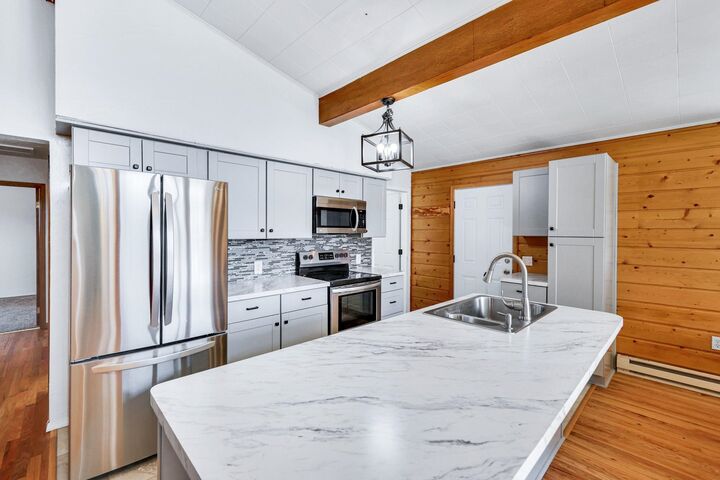 Property Photo:  1224 W 1st St  WA 99156