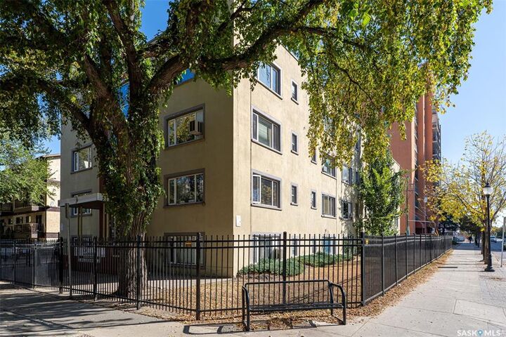 400 4th Avenue N 13  Saskatoon SK S7K 2M3 photo