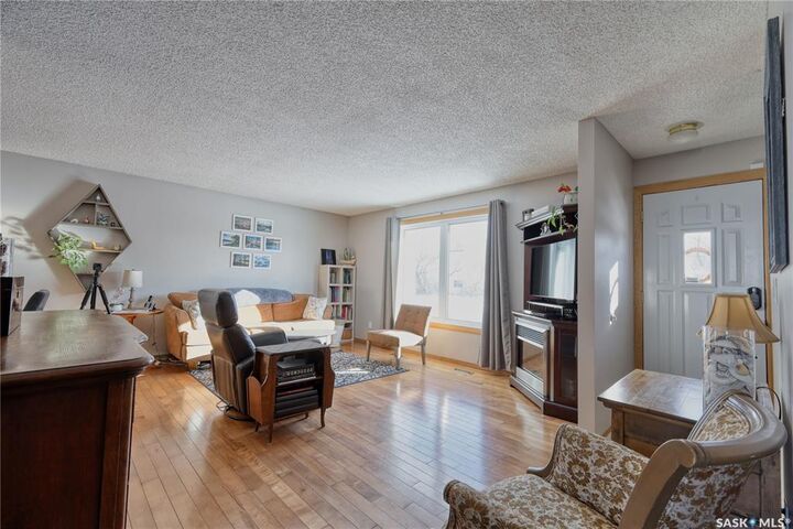 Property Photo:  101 3rd Street W  SK S0K 2K0 