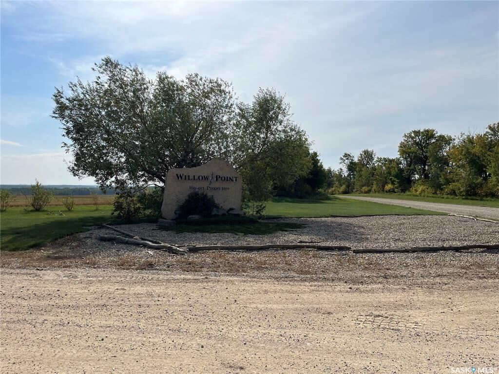 Property Photo:  645 Willow Point Way  SK S0K 3V0 