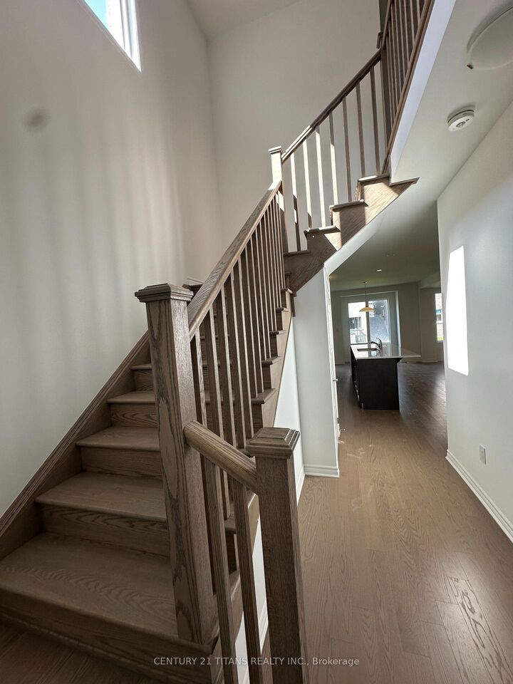 Property Photo: 1324 Garthdale Street ON L1X 0T2