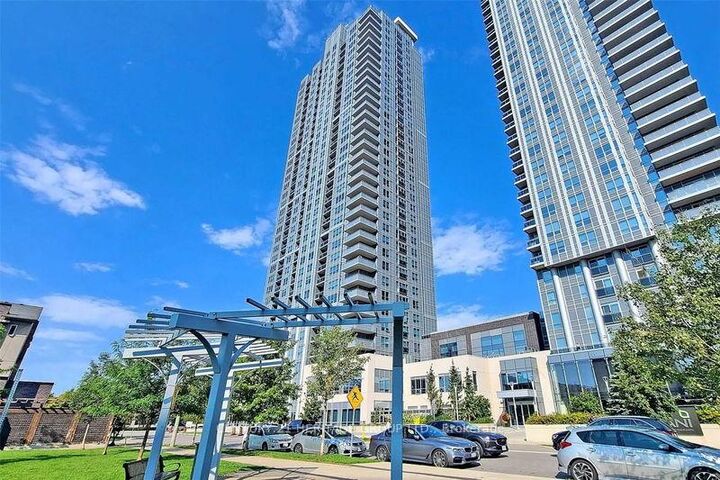 Property Photo:  275 Village Green Square 922  ON M1S 0L8 