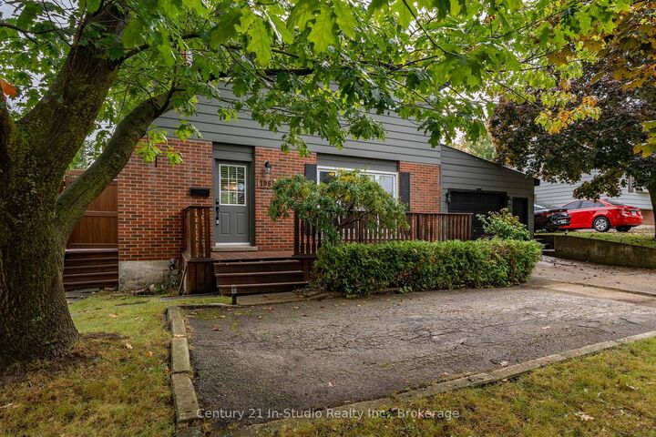 Photo de la propriété:  1065 10th Avenue E  ON N4K 3H9 
