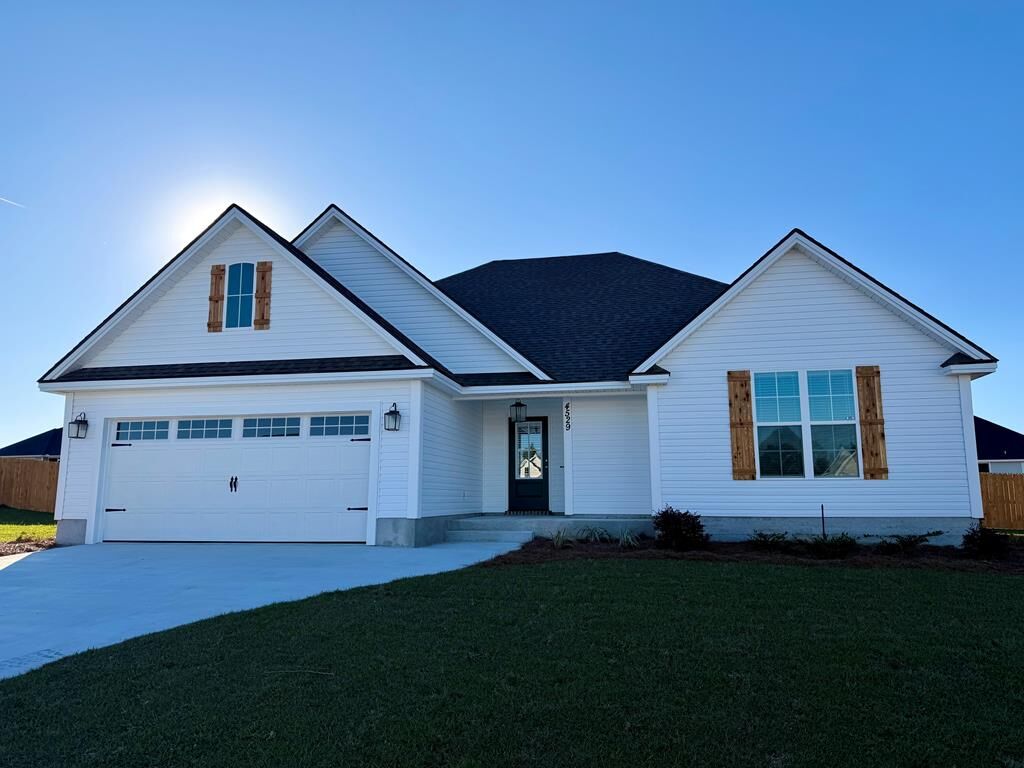 Property Photo: 4529 Samuel Way GA 31632