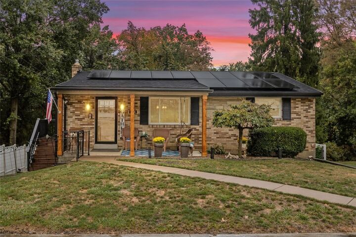 Property Photo:  172 N Vireo Drive  PA 15136 